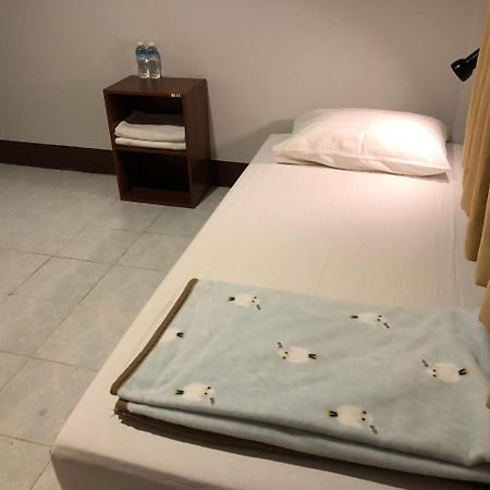 Pama Guesthouse Chiang Mai Luaran gambar